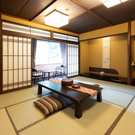 Hakusan Ichirino Kogen Hotel Roan מראה חיצוני תמונה